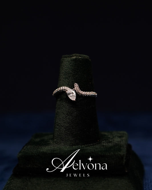 Serpina Grace Silver 925 Ring