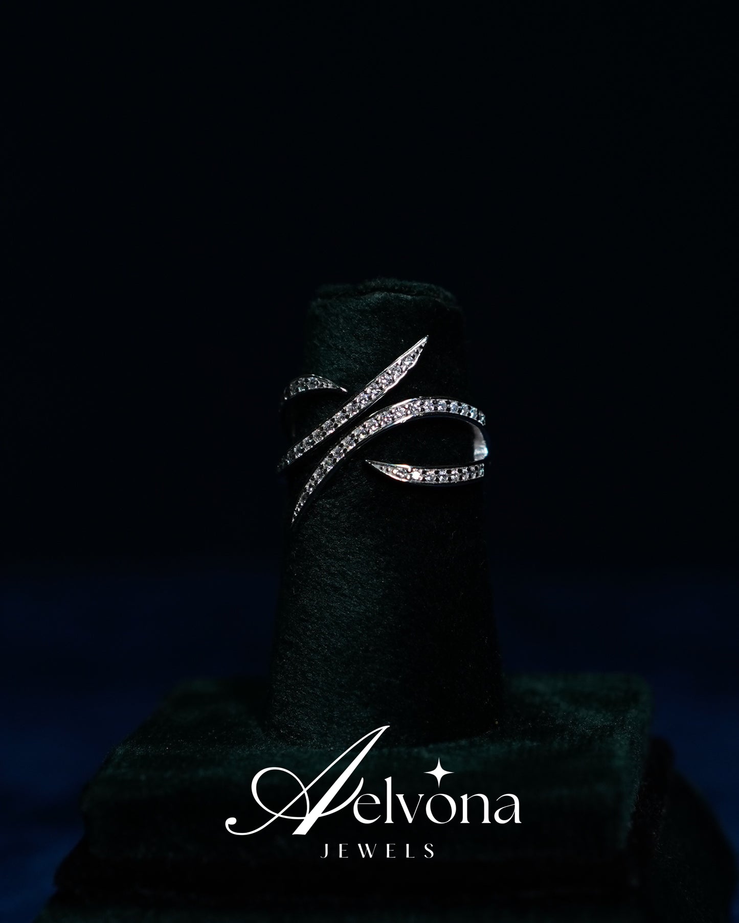 Elysian Leaf Silver 925 Ring