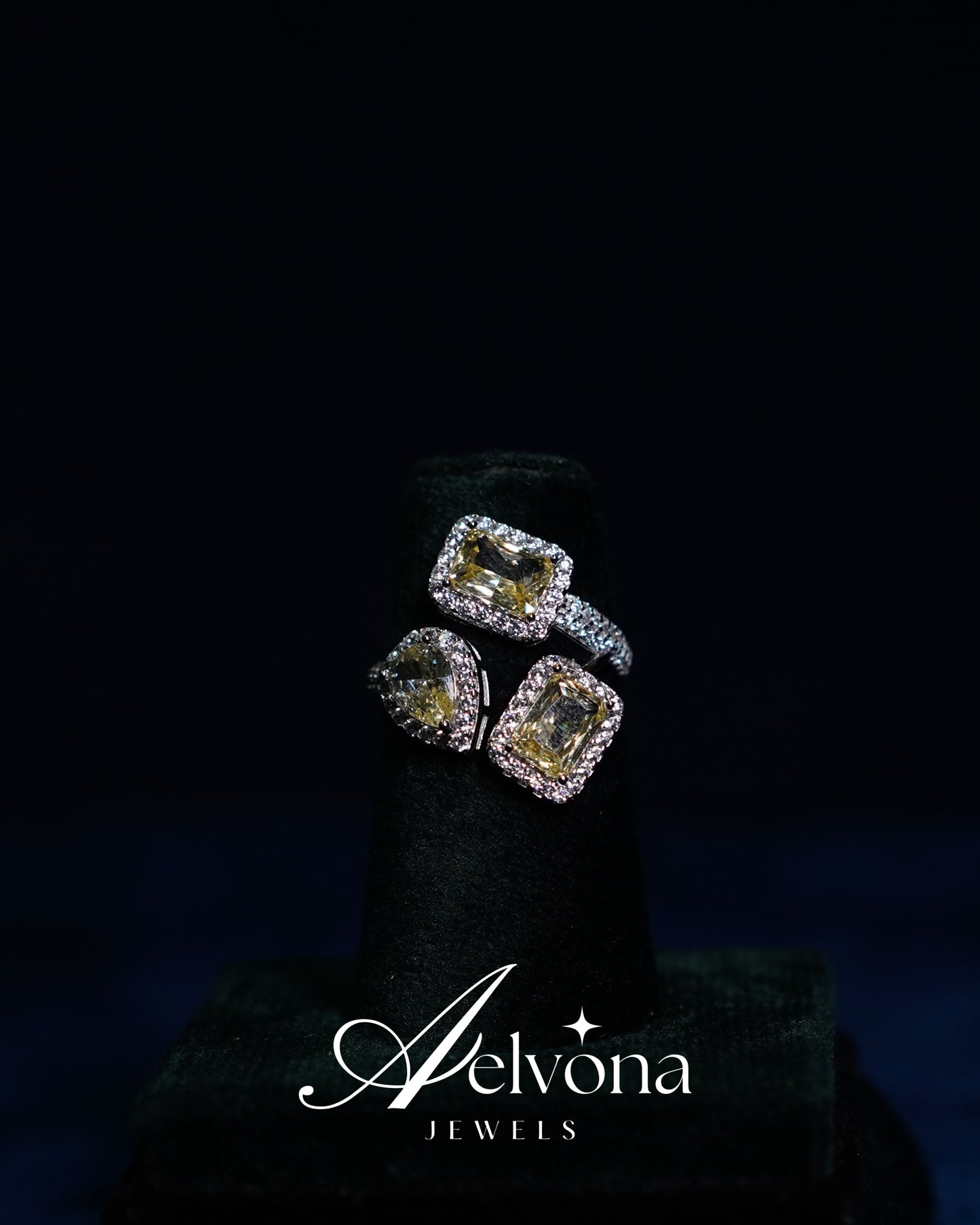 Elysian Trio Silver 925 Ring